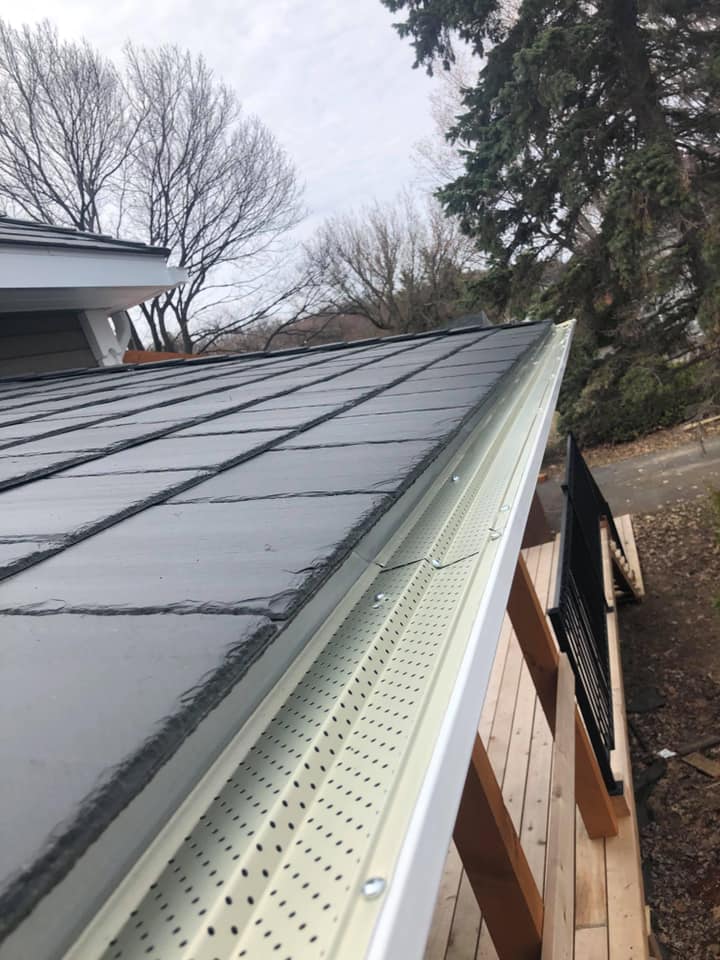 protège gouttières maison